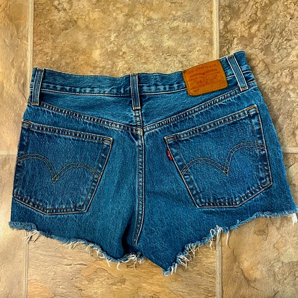 Vintage levi 501 shorts - Picture 3 of 4